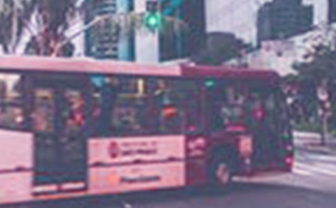 梦见公共汽车翻车