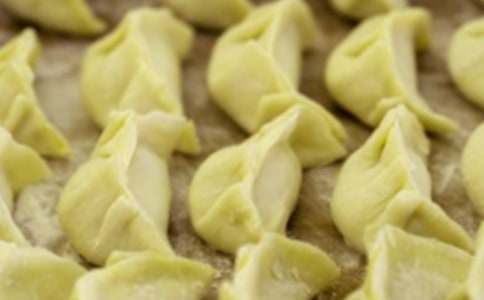 梦见给别人包饺子