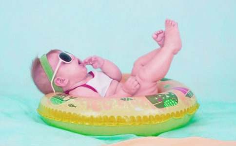 ʲô��ʾ�㻳���б������ж�������Ů��С����