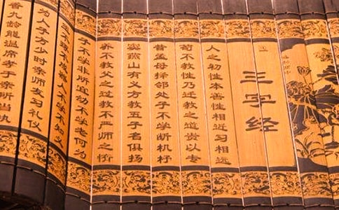 Ů�����־�����