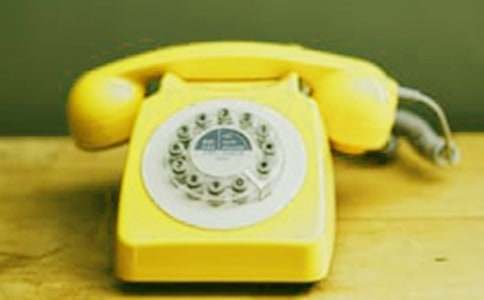 梦见和爱人电话聊天