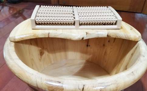 艾叶水泡脚,宝宝体内寒毒全赶跑