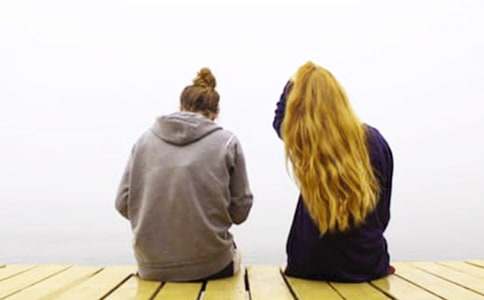 �μ�ͬѧ��¥��ɱ