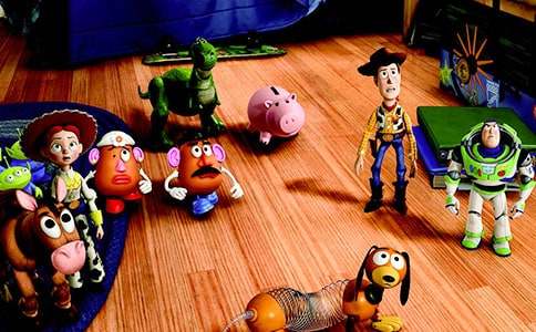 1岁前宝宝玩什么玩具